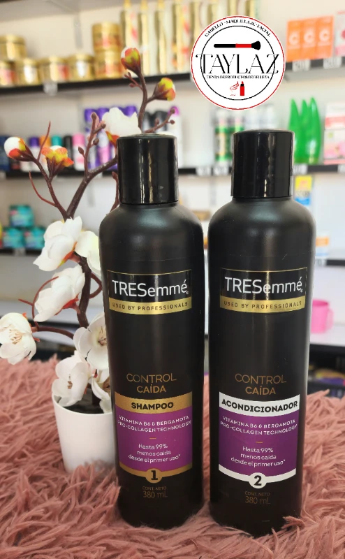 Línea de Shampoo y Acondicionador TRESemmé